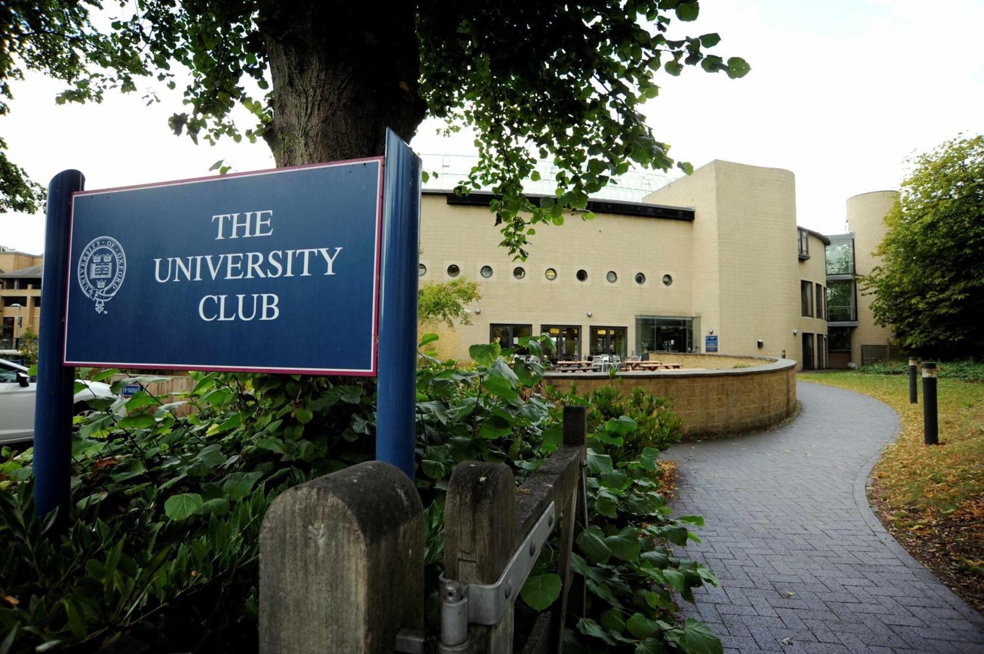 Oxford University Club Luaran gambar